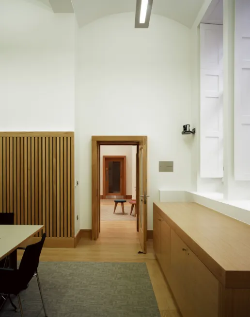 Seminar room with arched ceiling and timber panelling at the Royal Academy of Engineering in London
