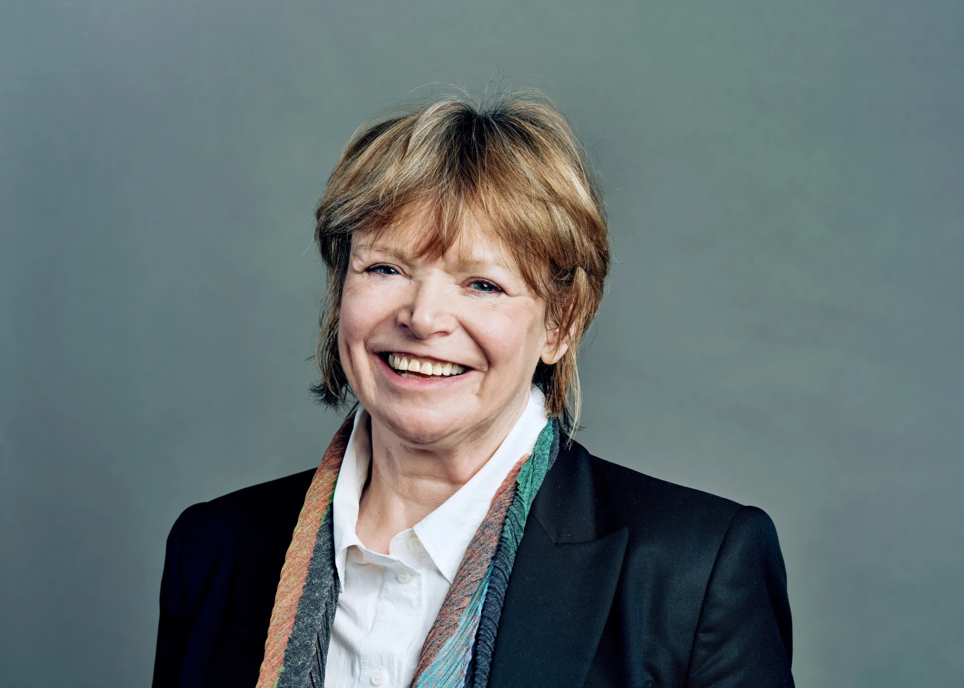 Clare Wright headshot