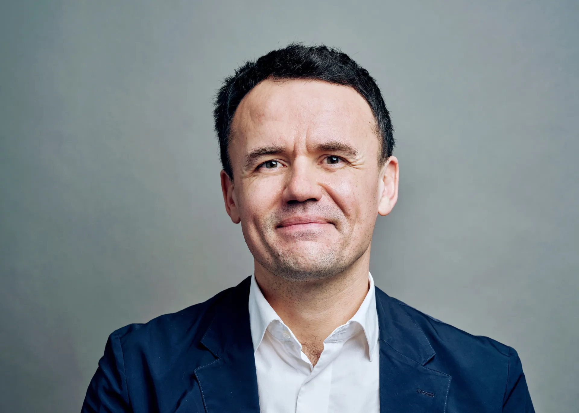 Stephen Smith headshot